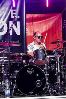 Complete_Clapton_Setcard(7)